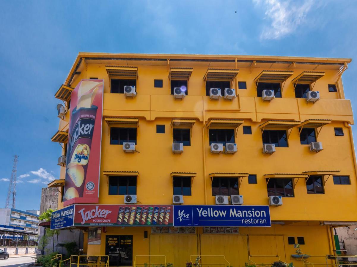 Oyo 1088 Yellow Mansion Banda Kaba Hotel Malacca Buitenkant foto